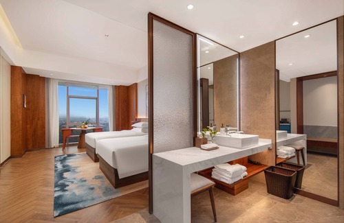 Jiangshan Hotel | Jiangshan Haiwaihai Crown Hotel