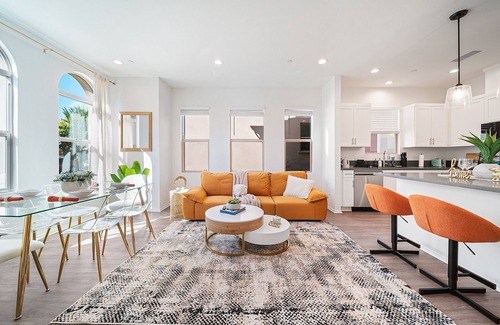Walnut Casa | Jie’s Walnut Radiance Elegant 3B2.5B Stay
