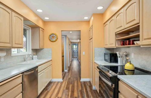 Hillsboro Casa | Jim and Shirley's Cukoo's Nest