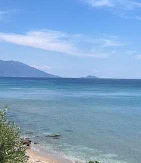 Kampos Marathokampou Apartamento | Jimmy Anna Beachfront Apartments Private Beach