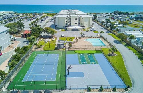 Emerald Isle Casa | Jimmy's Beach Condo
