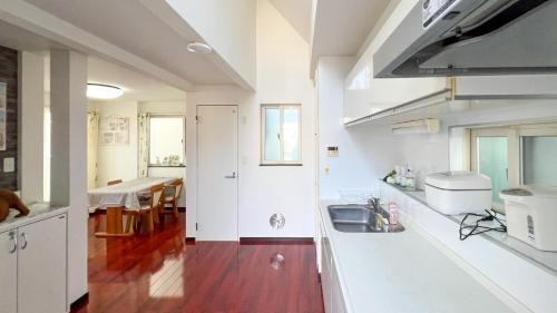Katsushika Apartamento | JING HOUSE京成高砂駅5分豪華一戸建て最大8人成田羽田直通無料駐車浅草スカイツリー近くtokyo narita