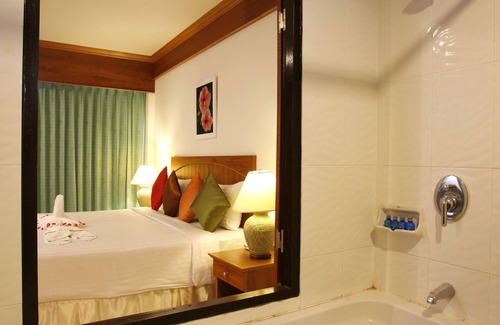 Nanai Road Hotel | Jiraporn Hill Resort