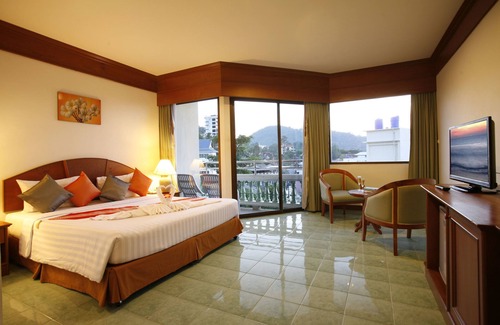 Nanai Road Hotel | Jiraporn Hill Resort