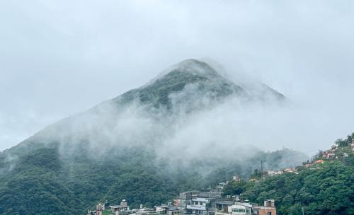 Ruifang Casa | Jiufen Breeze 九份惠風民宿ｌ6人包棟小屋
