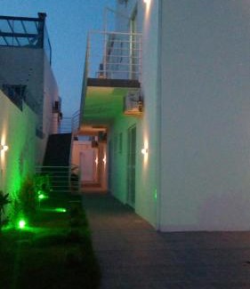 Simoes Lopes Apartamento | JK Studios e Kitnets GARAGEM central SEM TAXAS