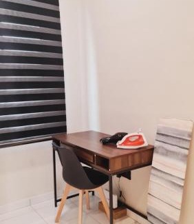 Johor Bahru Casa | JMKT 549 Homestay Mutiara Rini 8-10 pax