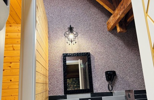Constanta Hotel | JMR Splendor-Private Sauna & Bathtub Sui