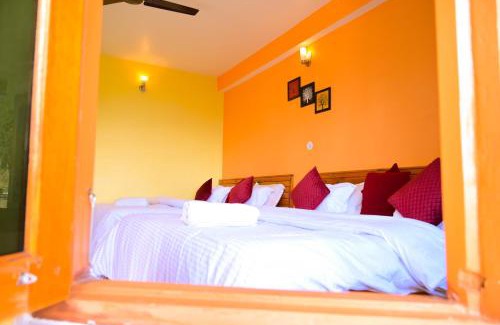 Almora Casa | JMT Eco-Binsar by StayApart