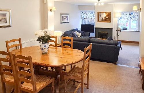 Thornthwaite Casa | Joan's Cottage