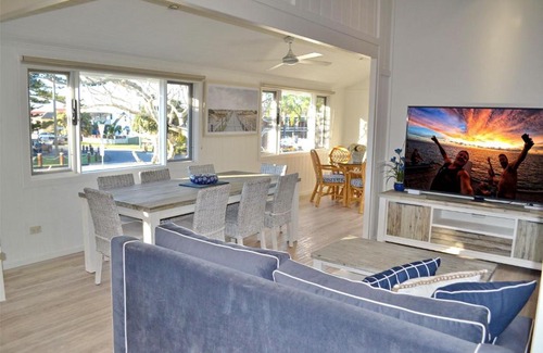 South West Rocks Casa | Joanna Cottage - Bring your own linen