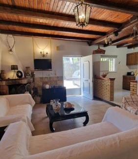 Agios Matthaios Casa | Joanna-Thanos beachfront holiday home