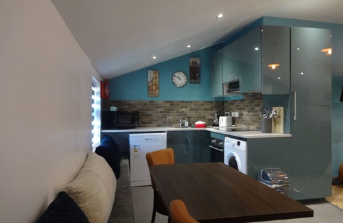 Wigton Apartamento | John Collingwood is a pet friendly first floor apartment with hot tub close to the Solway Coast
