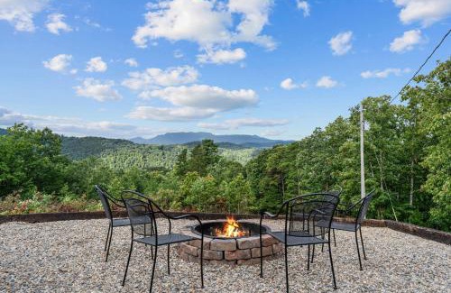 Del Rio Casa | John Wayne View