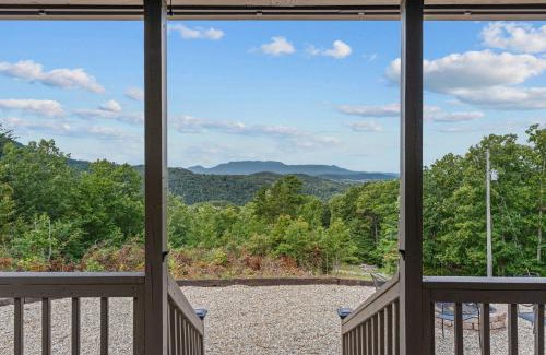 Del Rio Casa | John Wayne View
