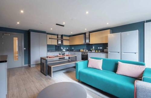 The Liberties Hotel | JOIVY Affordable Dublin Thomas Street