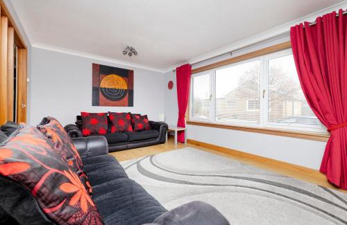 Pitlochry Apartamento | JOIVY Beautiful House with Garden in Pitlochry