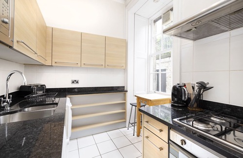 Stockbridge Apartamento | JOIVY Chic Flat Near Stockbridge Market W/ Patio
