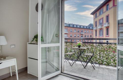 Zona Zara Apartamento | JOIVY Cosy Flat near Villa Mirabello