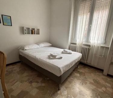 Segnano Apartamento | JOIVY Cosy Studio Near Metro, Quick Ride to Milan Centre