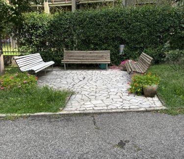 Segnano Apartamento | JOIVY Cosy Studio Near Metro, Quick Ride to Milan Centre