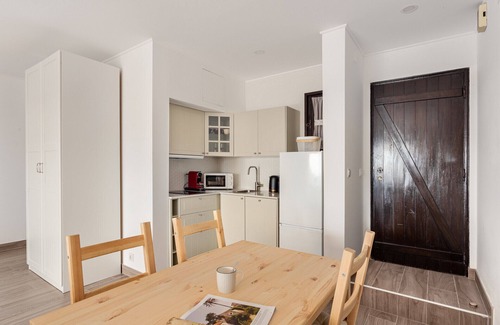 Poco do Mouro Apartamento | ALTIDO Cosy studio w/parking and garden