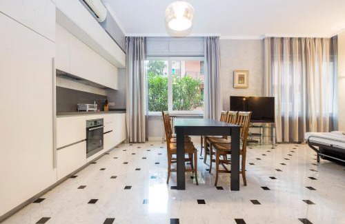 Albaro Apartamento | JOIVY Spacious 2-bedroom flat with Parking and Balcony