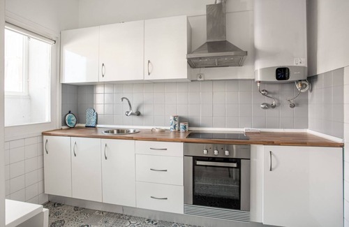 Sao Domingos de Benfica Apartamento | JOIVY Striking flat in Benfica