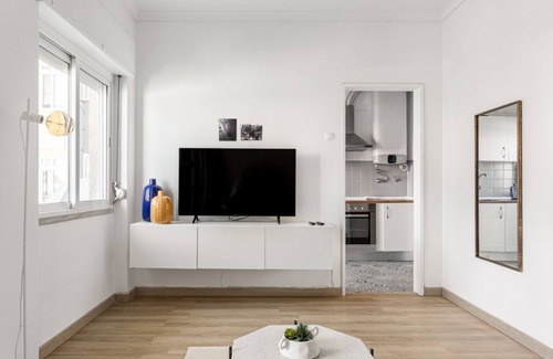 Sao Domingos de Benfica Apartamento | JOIVY Striking flat in Benfica