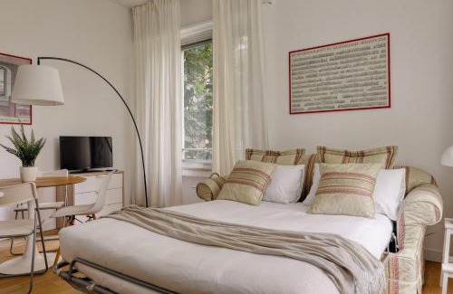 Porta Nuova Apartamento | JOIVY Stylish Studio Near Pinacoteca Brera