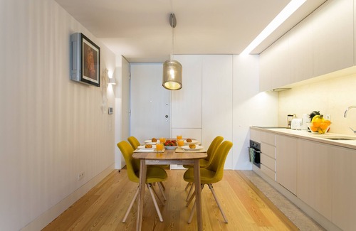 Chiado Apartamento | JOIVY Sunny 1-bed flat w/terrace&sea view in Baixa, 3mins to Arco da Rua Augusta