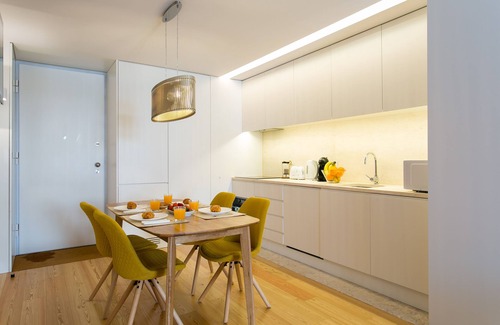 Chiado Apartamento | JOIVY Sunny 1-bed flat w/terrace&sea view in Baixa, 3mins to Arco da Rua Augusta