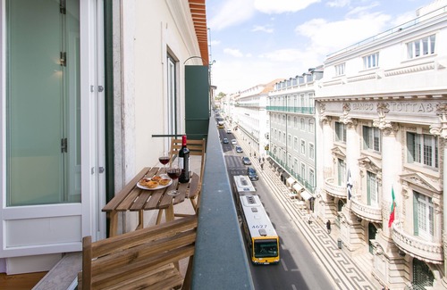 Chiado Apartamento | JOIVY Sunny 1-bed flat w/terrace&sea view in Baixa, 3mins to Arco da Rua Augusta