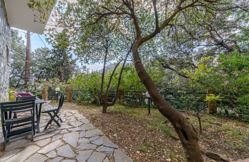 Cinque Terre Apartamento | Altido Villa Monterosso Apartment Giardino