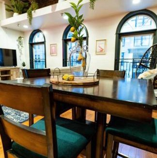 Downtown Knoxville Apartamento | Jolene's Hideout - Noise Notice Wed-Sun