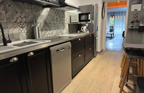 Mandelieu-La-Napoule Apartamento | Joli 2 chambres - 3 piscines - 88 m2