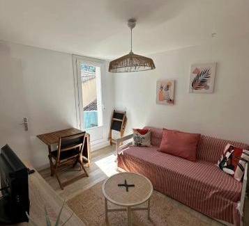 Le Pradet Apartamento | Joli 2 pièces rénové à proximité des plages