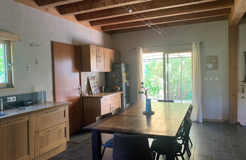 Saint-Cesaire-de-Gauzignan Casa | Jolie Maison en Bois Avec Piscine