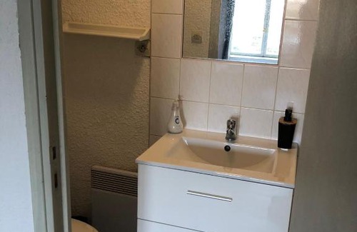 Sablon - Trudaine Apartamento | Joli petit studio centre ville jac9
