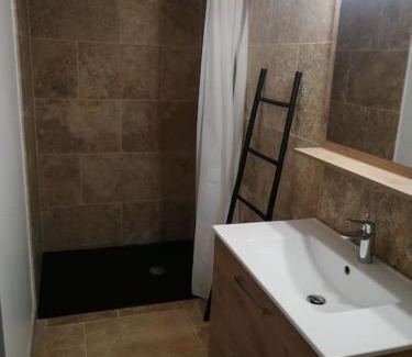 Pertuis Apartamento | Joli studio calme et moderne