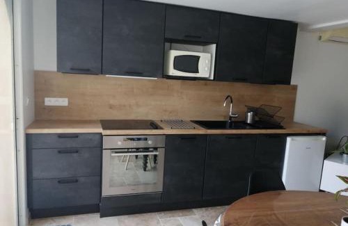 Pertuis Apartamento | Joli studio calme et moderne