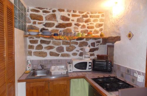 Aups Apartamento | Joli studio
