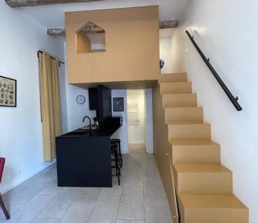 4th Arrondissement Apartamento | Joli studio