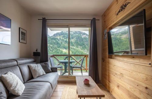 Isola Apartamento | Joli T2, Centre, Parking privé, Wifi, Local à ski
