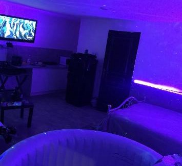 Les Cevennes Apartamento | Jolie Appartement avec wifi Netflix