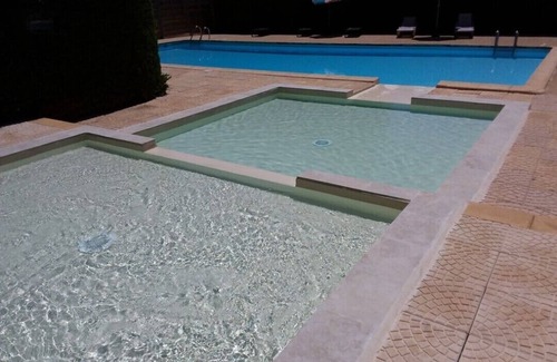 Saint-Crepin-et-Carlucet Condominio | Jolie Maisonnette à 10' de Sarlat: Piscine Collective Dans bel Écrin de Verdure!