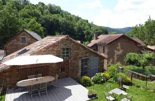 Viala-du-Tarn Casa | Jolie Grange Aménagée au Cœur des Causses en Pleine Nature