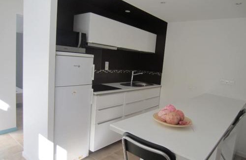 Millau Apartamento | Jolie T2 rénové avec jardin clos et parking privé