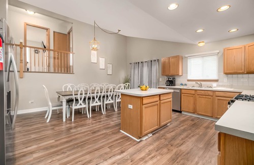 Joliet Casa | Joliet Arcade FHS Rental