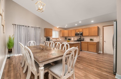 Joliet Casa | Joliet Arcade FHS Rental